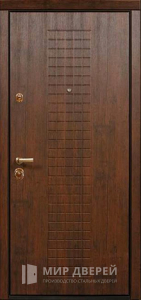 Металлическая дверь с МДФ панелью в коттедж №41 - фото вид снаружи